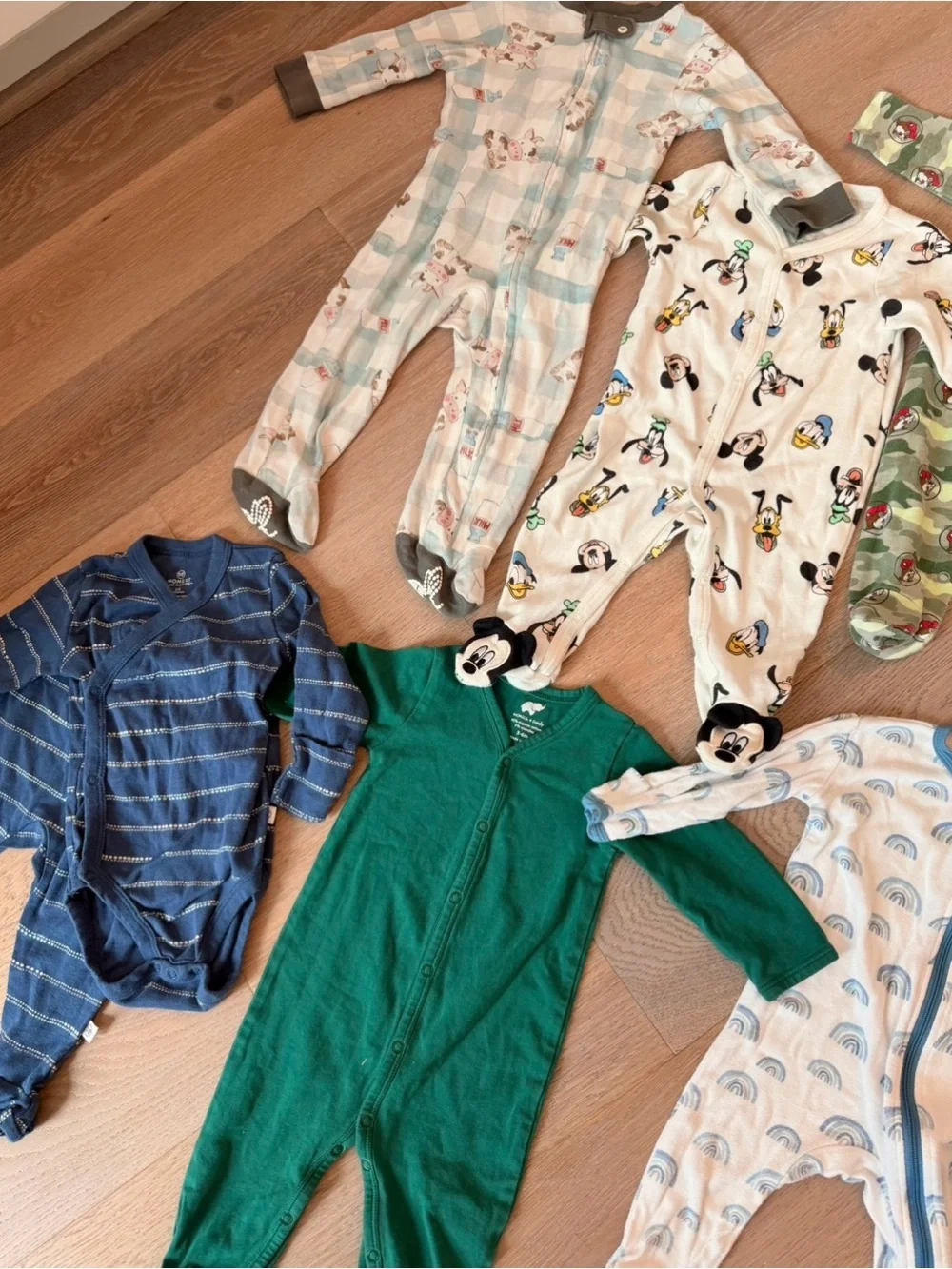 Bundle of 10 Baby Boys Pajamas / Outfits 3-6 months